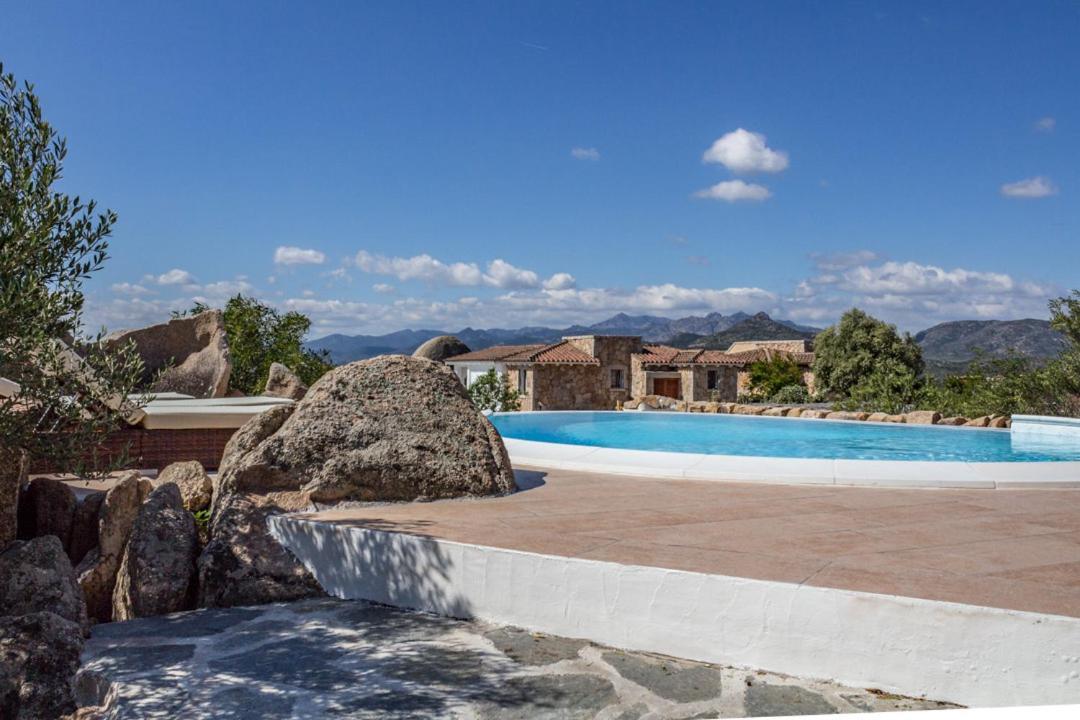 Villa Cala Di Luce - Homelike Villas San Teodoro  Exterior photo